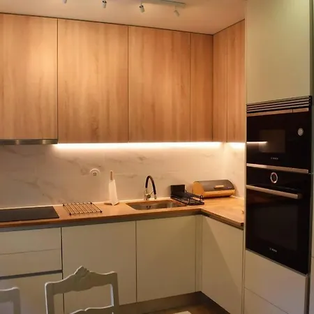 Carlos Place * Vila Franca de Xira